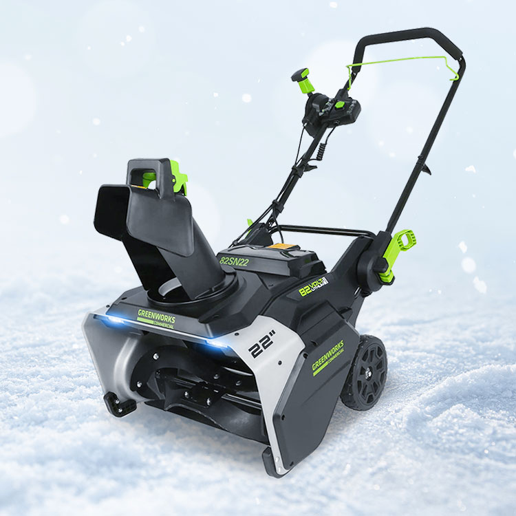 Снегоуборщик Greenworks GD82ST